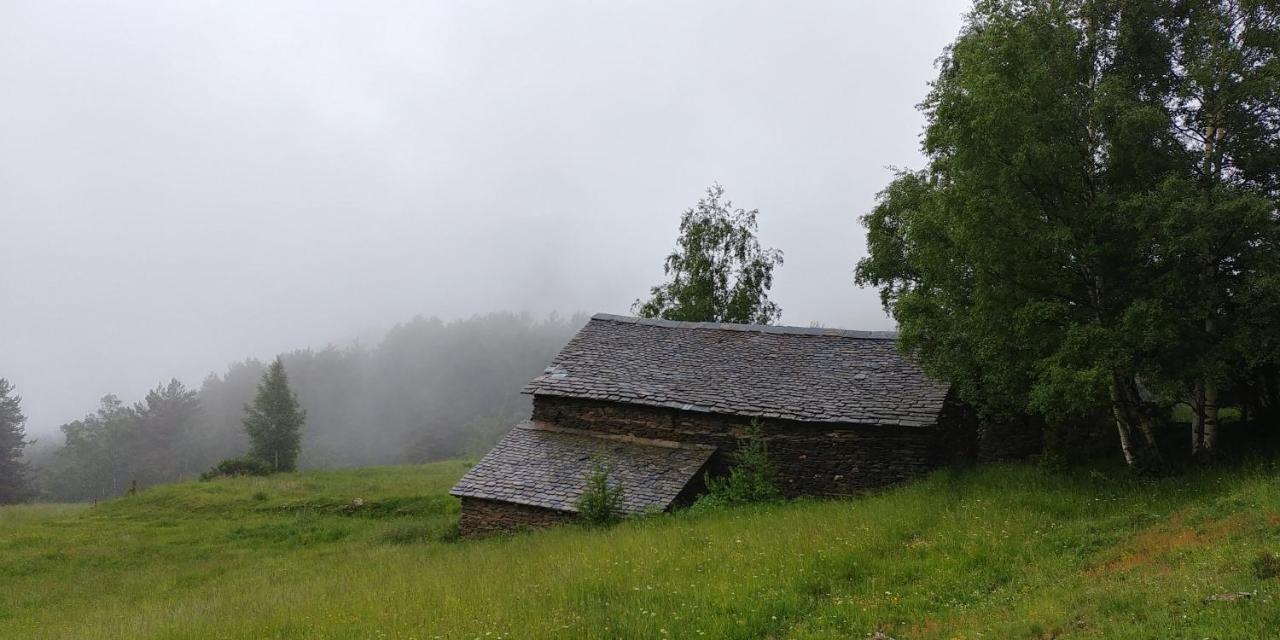 Bordes Pirineu, Costuix Hotel Areu Exterior photo
