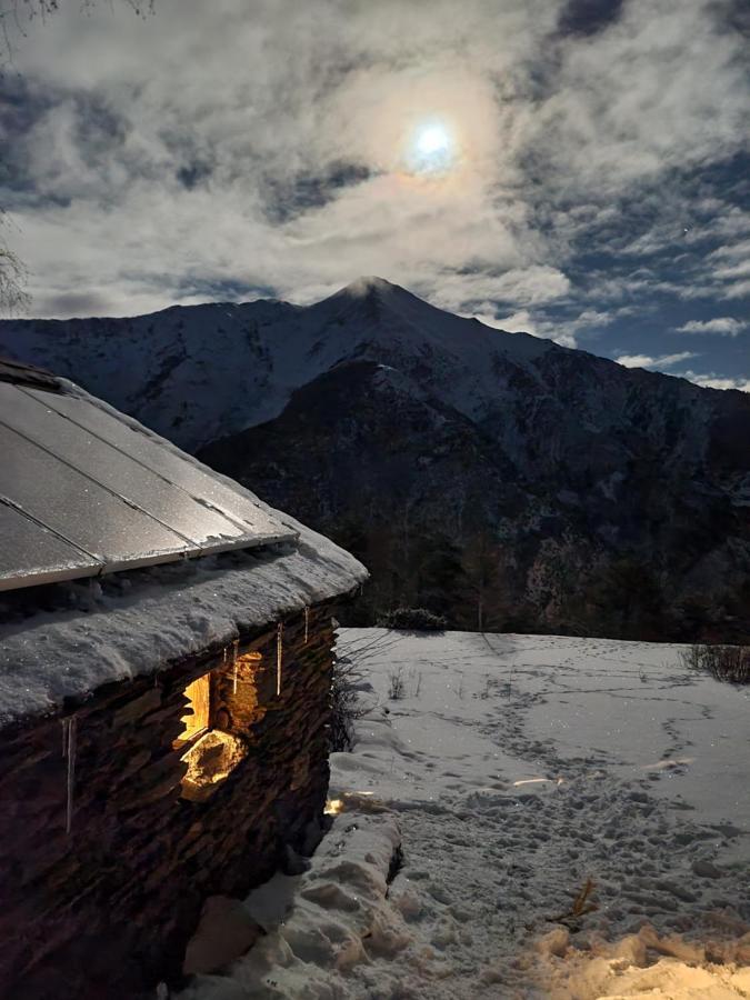 Bordes Pirineu, Costuix Hotel Areu Exterior photo